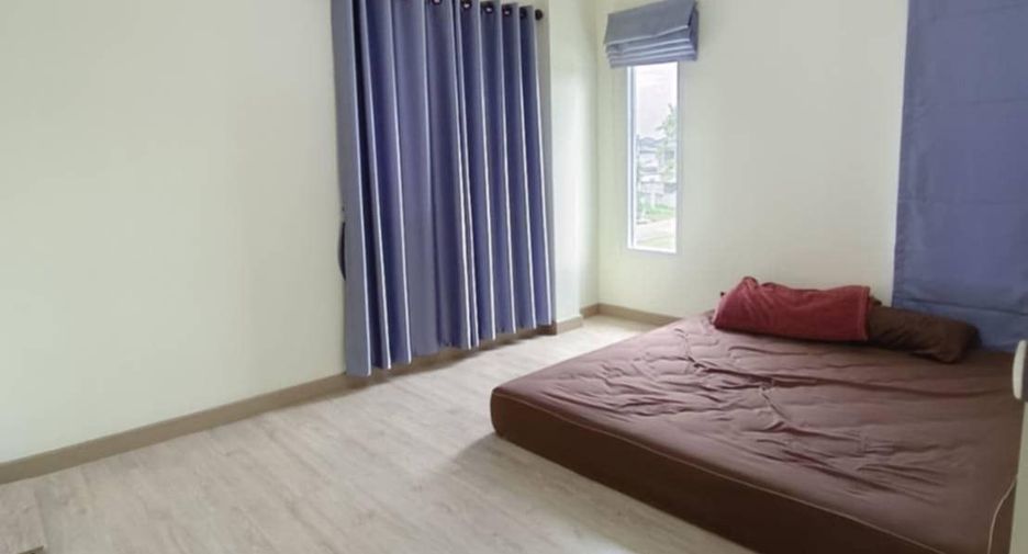 For rent 4 ベッドルーム house in San Sai, Chiang Mai