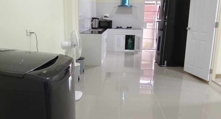 For rent 4 ベッドルーム house in San Sai, Chiang Mai