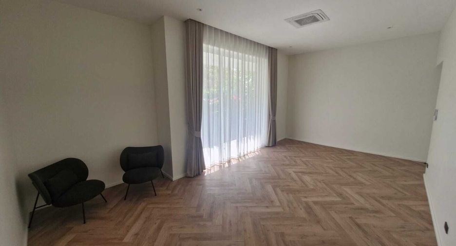 For sale and for rent 5 bedrooms house in Hang Dong, Chiang Mai