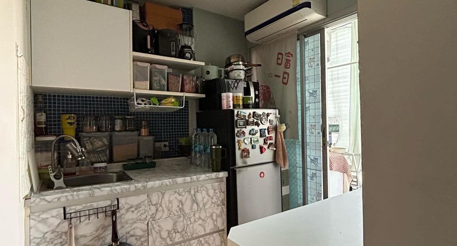 For sale studio condo in Yan Nawa, Bangkok