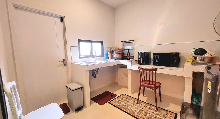 Haus zum Kauf und zur Miete mit 4 Zimmer in Lat Krabang, Bangkok