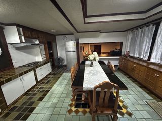 For rent 5 bedrooms house in Mueang Chiang Mai, Chiang Mai