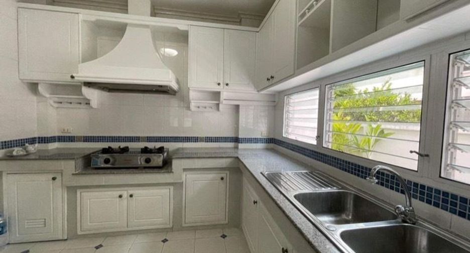 For rent 3 bedrooms house in Mae Rim, Chiang Mai