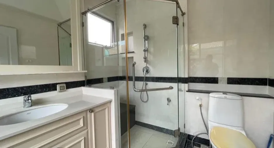 For rent 3 bedrooms house in Mae Rim, Chiang Mai