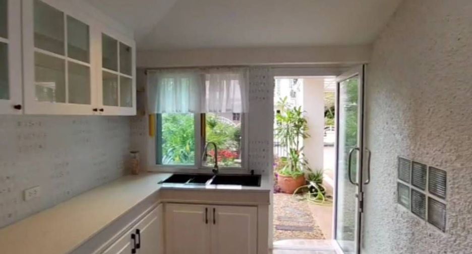 For rent 4 bedrooms house in Hang Dong, Chiang Mai