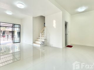 For sale 3 bedrooms townhouse in Sai Mai, Bangkok