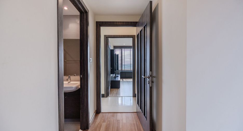 Condo en venta de 3 habitaciones en Bang Kho Laem, Bangkok