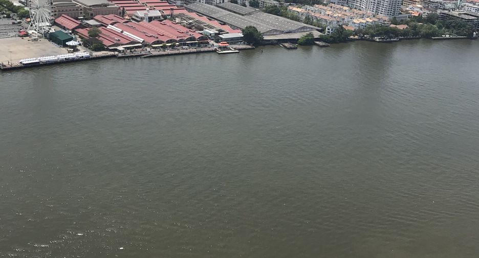 Condo en venta de 3 habitaciones en Bang Kho Laem, Bangkok