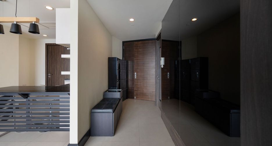 Condo en venta de 3 habitaciones en Bang Kho Laem, Bangkok