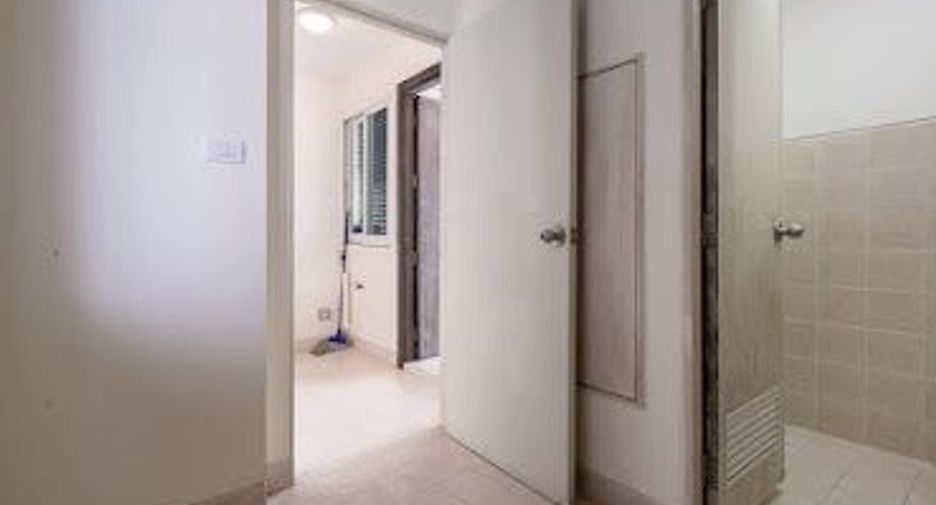 Condo en venta de 3 habitaciones en Bang Kho Laem, Bangkok