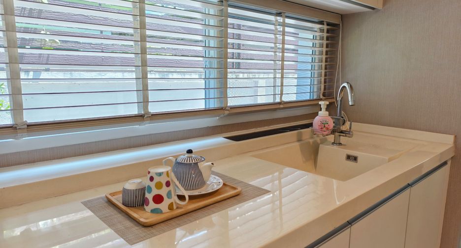 À vendre 4 chambres maison à San Kamphaeng, Chiang Mai