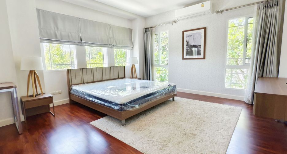 À vendre 4 chambres maison à San Kamphaeng, Chiang Mai