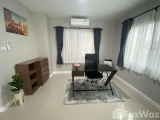 For rent 3 bedrooms house in Saraphi, Chiang Mai