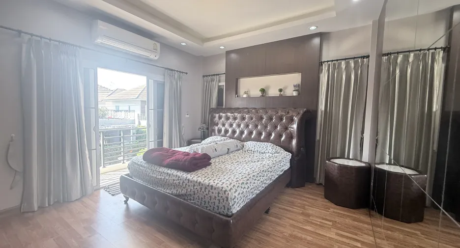 For sale and for rent 5 bedrooms house in Hang Dong, Chiang Mai