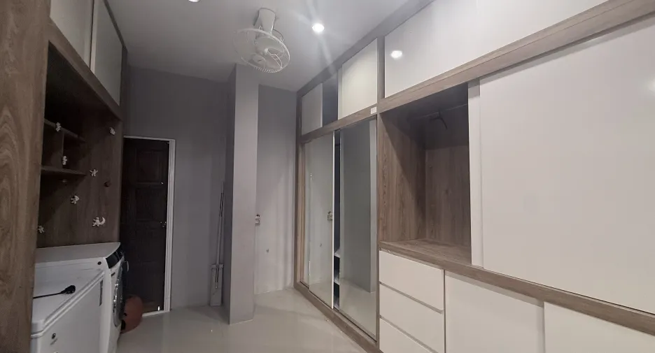 For sale and for rent 5 bedrooms house in Hang Dong, Chiang Mai