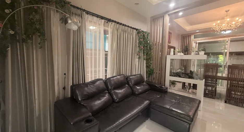 For sale and for rent 5 bedrooms house in Hang Dong, Chiang Mai