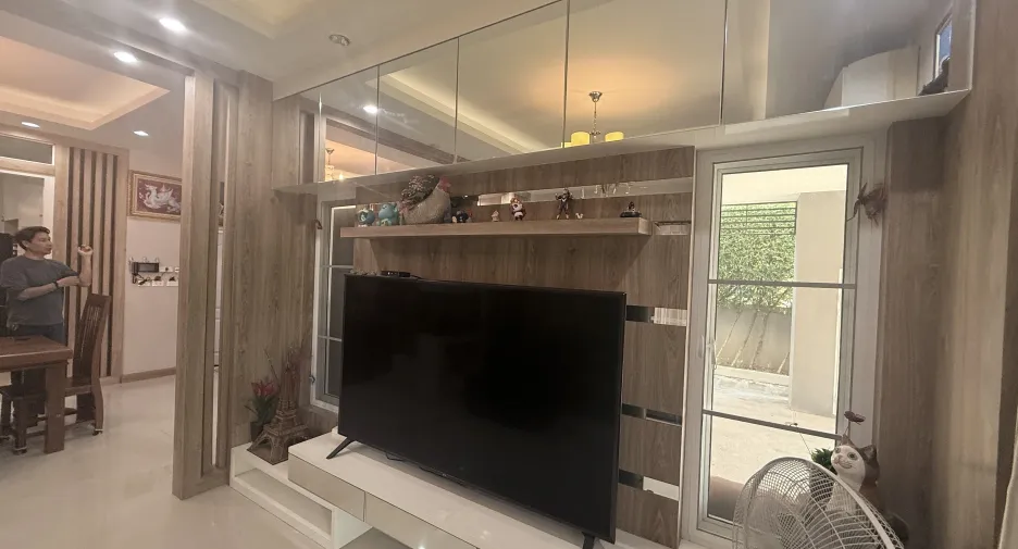For sale and for rent 5 bedrooms house in Hang Dong, Chiang Mai