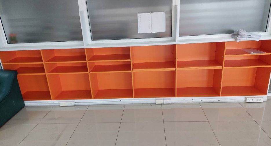À louer bureau à Mueang Chiang Mai, Chiang Mai
