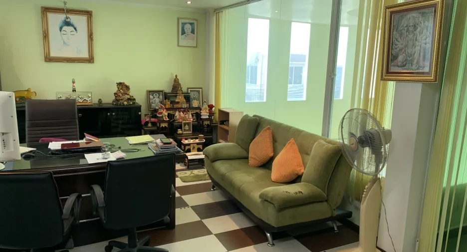 出售 2 卧室 独立屋 在 Bangkok Yai, 曼谷
