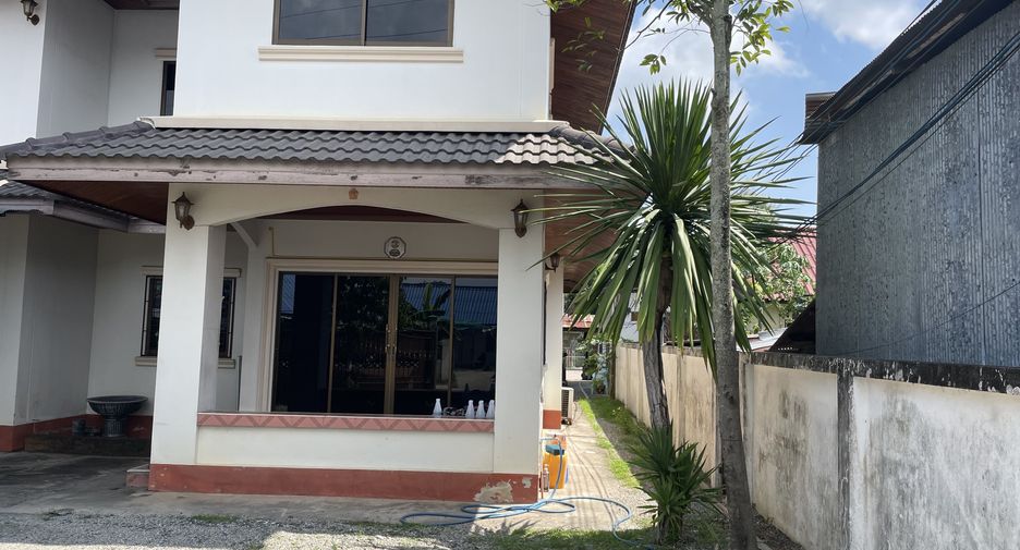 出售 5 卧室 独立屋 在 San Sai, Chiang Mai