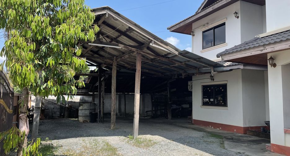 出售 5 卧室 独立屋 在 San Sai, Chiang Mai