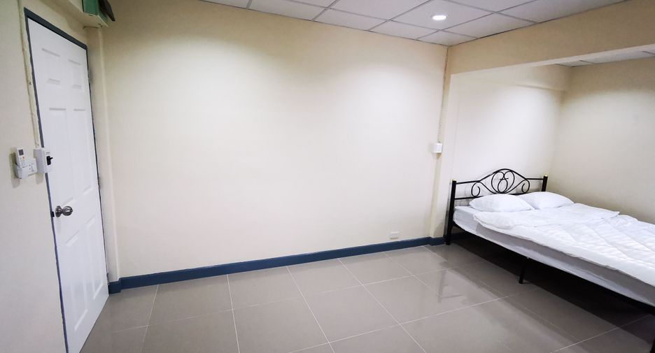 Wohnung zum Kauf mit Studio in Prawet, Bangkok