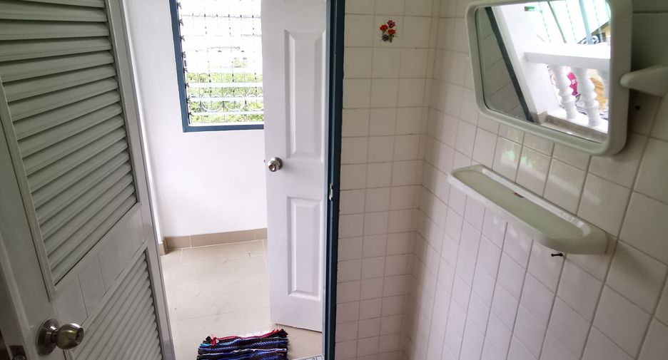 Wohnung zum Kauf mit Studio in Prawet, Bangkok