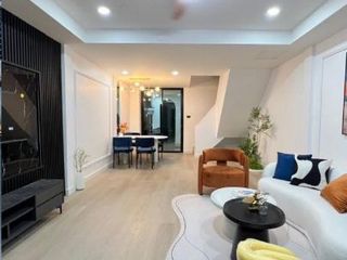 For sale 2 bedrooms townhouse in Mueang Chiang Mai, Chiang Mai
