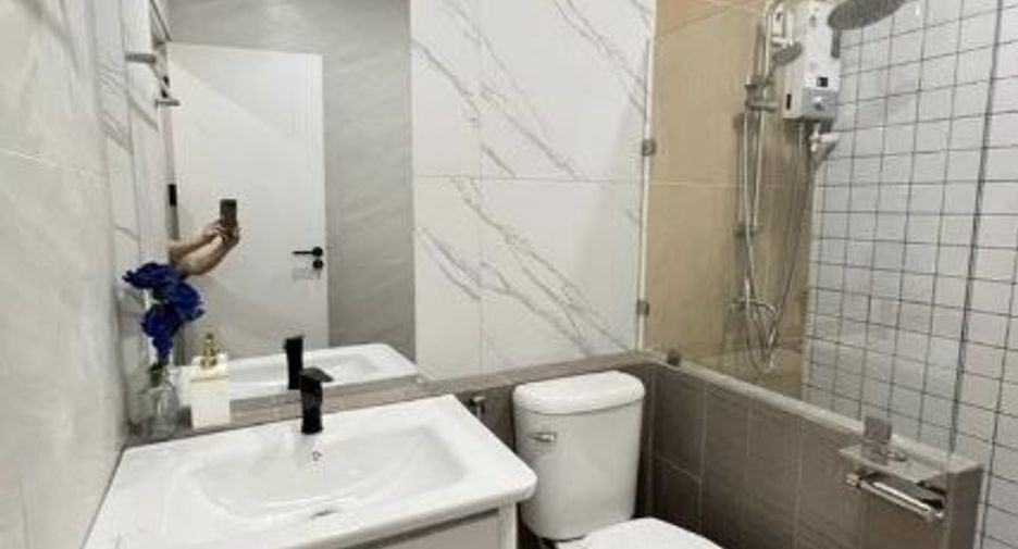 For sale 2 bedrooms townhouse in Mueang Chiang Mai, Chiang Mai