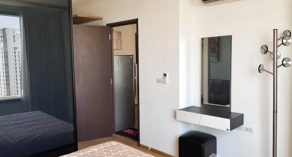 For sale and for rent 1 bed condo in Pathum Wan, Bangkok