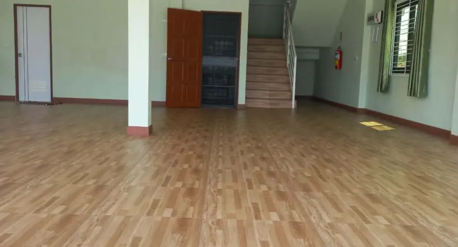 Gewerbefläche zur Miete mit 3 Zimmer in Mae Rim, Chiang Mai