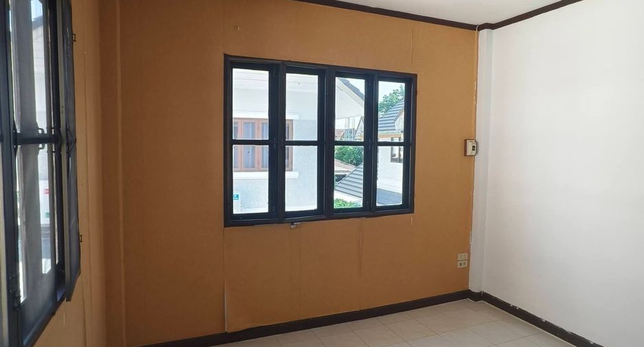 À vendre 3 chambres maison à San Sai, Chiang Mai
