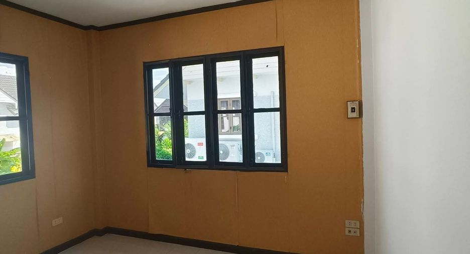 À vendre 3 chambres maison à San Sai, Chiang Mai