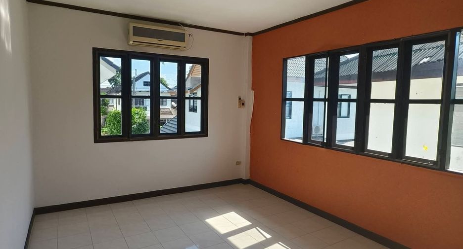 À vendre 3 chambres maison à San Sai, Chiang Mai