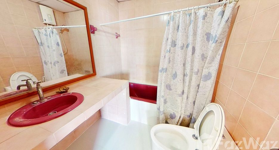 For sale 2 bedrooms condo in Mueang Chiang Mai, Chiang Mai