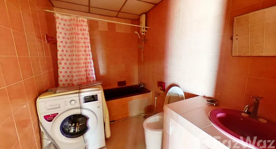 For sale 2 bedrooms condo in Mueang Chiang Mai, Chiang Mai