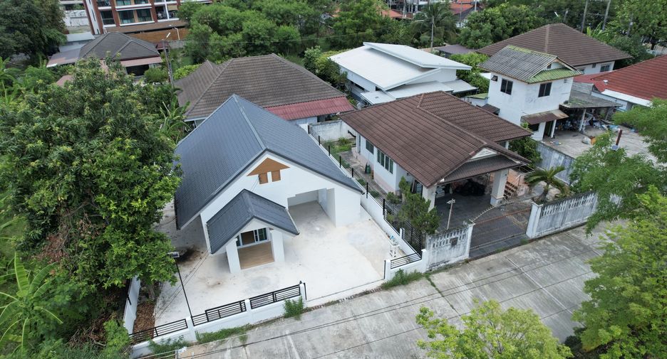 For sale 2 bedrooms house in Hang Dong, Chiang Mai