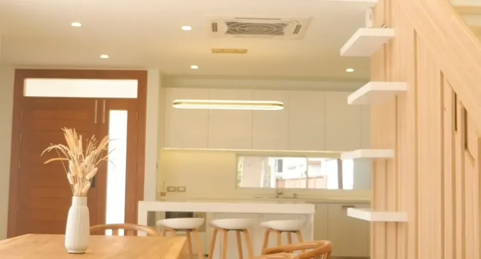 Villa en alquiler de 4 habitaciones en San Kamphaeng, Chiang Mai