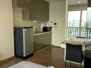 À louer studio condo à Mueang Samut Prakan, Samut Prakan
