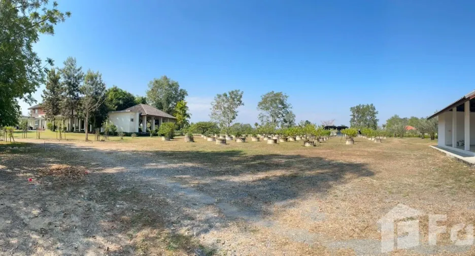 For sale 4 bedrooms house in Doi Saket, Chiang Mai