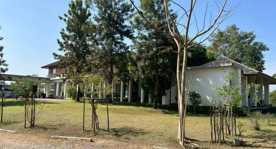 For sale 4 bedrooms house in Doi Saket, Chiang Mai