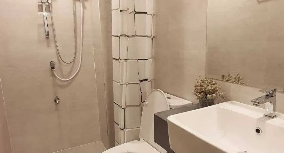 For rent studio condo in Bangkok Noi, Bangkok