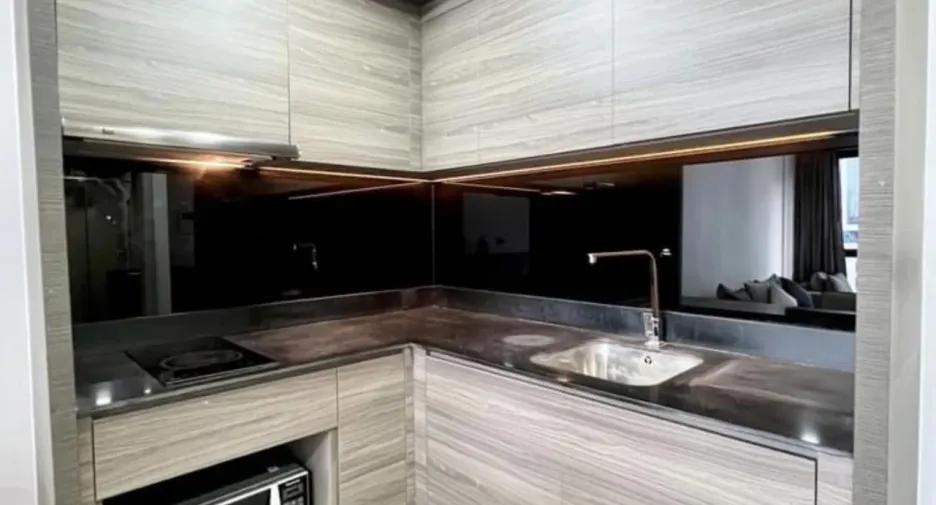 For sale 1 bed condo in Pathum Wan, Bangkok