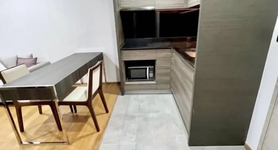 For sale 1 bed condo in Pathum Wan, Bangkok