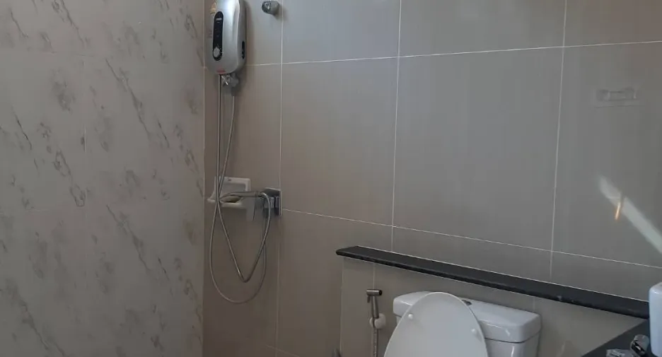For rent 4 bedrooms house in San Kamphaeng, Chiang Mai