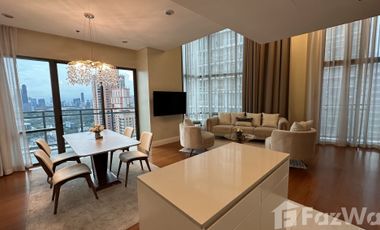 À vendre 3 chambres condo à Khlong Toei, Bangkok