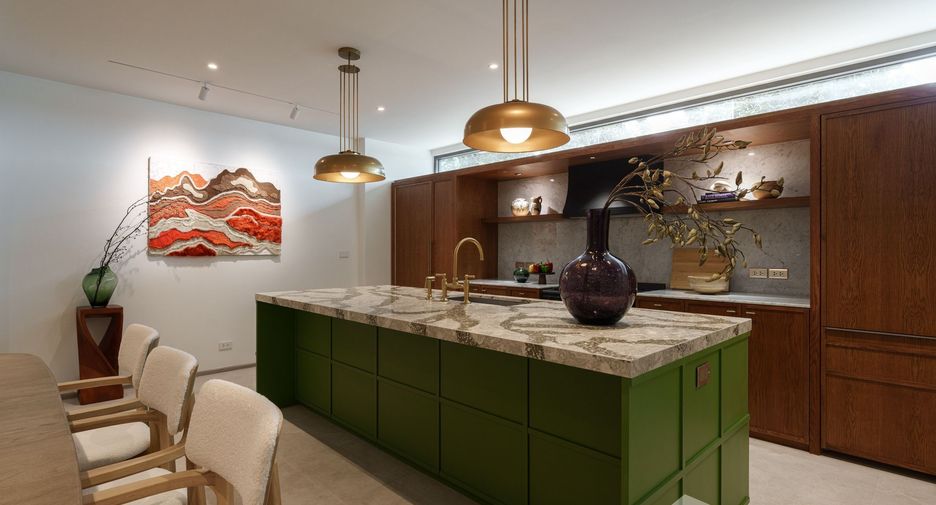Reihenhaus zum Kauf mit 4 Zimmer in Huai Khwang, Bangkok