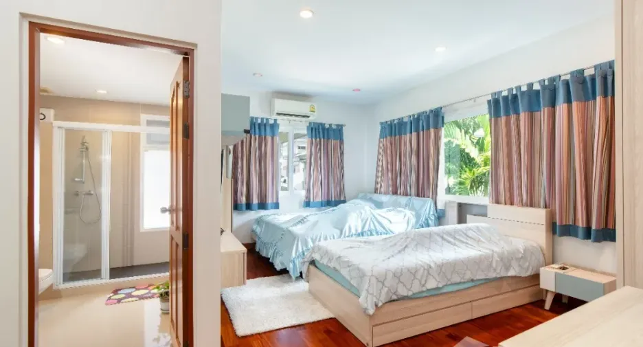 À vendre 5 chambres maison à Bang Khae, Bangkok