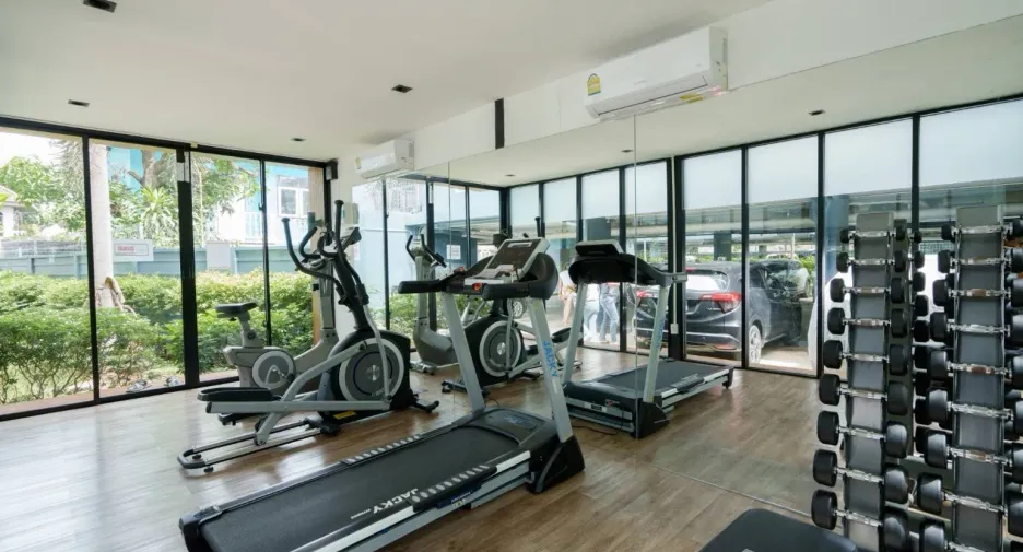 For sale 2 bedrooms condo in Mueang Samut Prakan, Samut Prakan