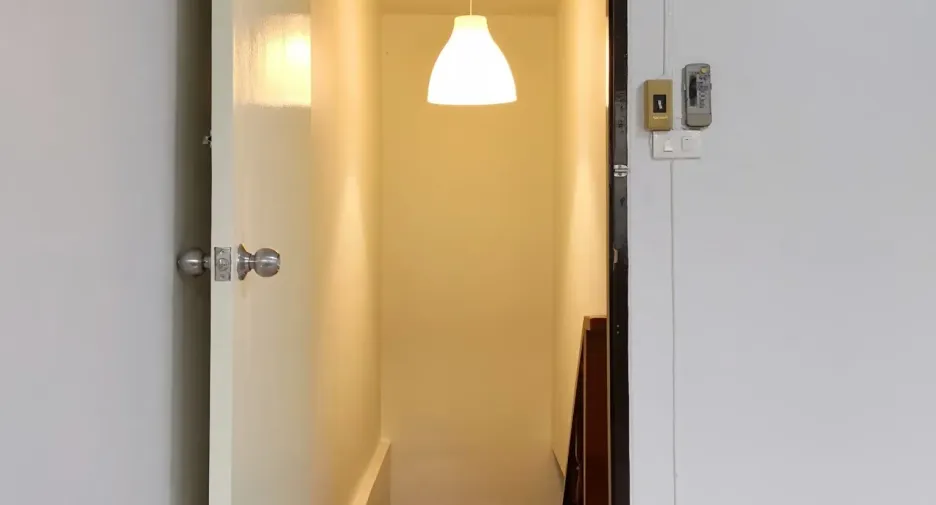 For rent 2 bedrooms townhouse in Mueang Samut Prakan, Samut Prakan